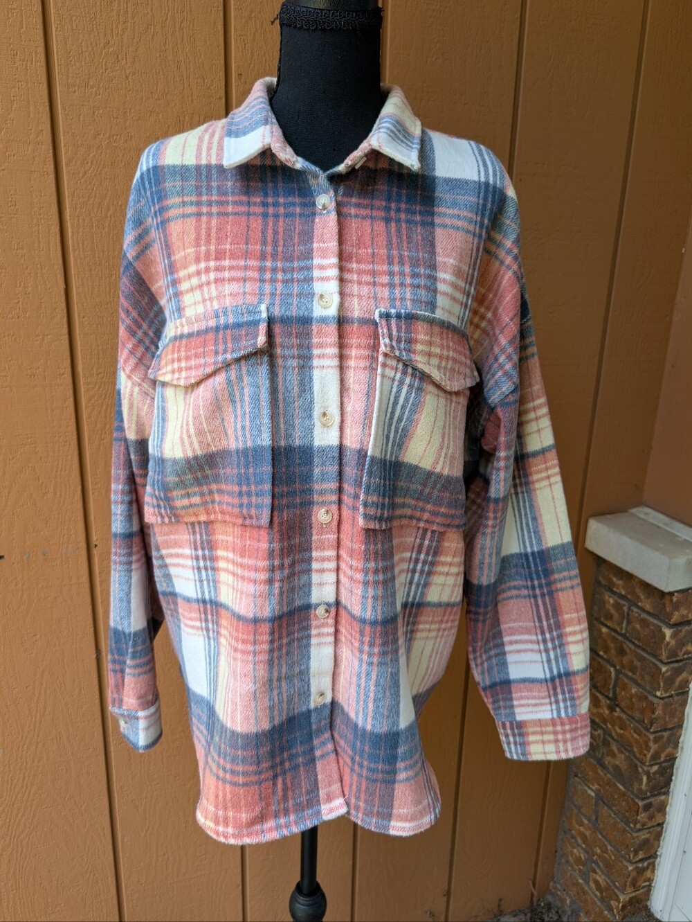 ACOA Pink/Yellow/Navy Plaid Button-Up Shacket Women's M
